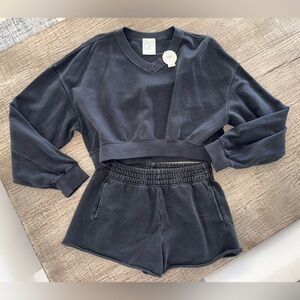 Offline by aerie throwback v neck sweatshirt and sweatshirts *gray* size L & S